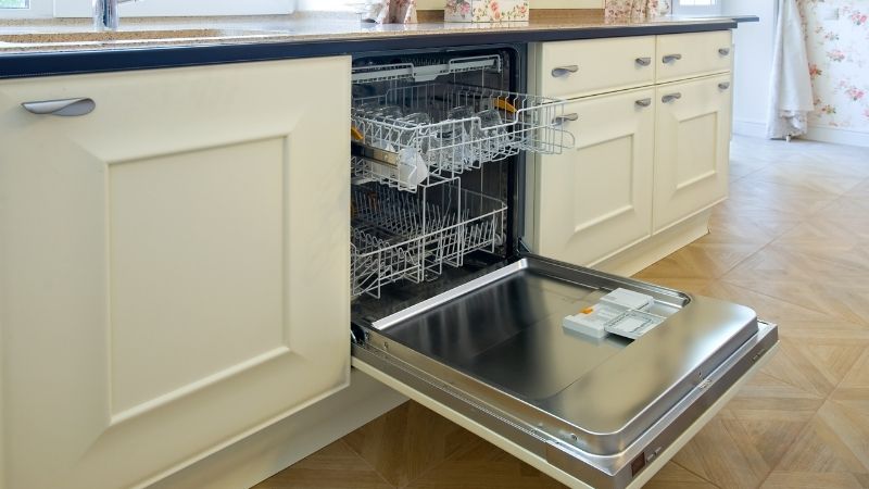 kitchen dishwasher