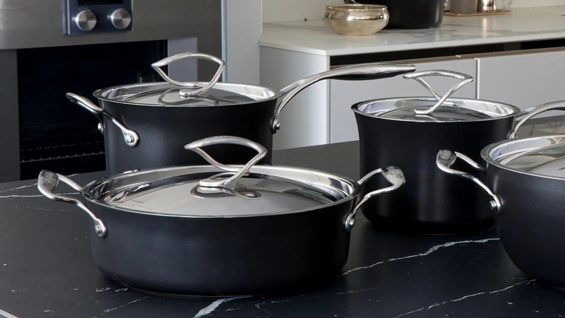 Aluminium non stick pan