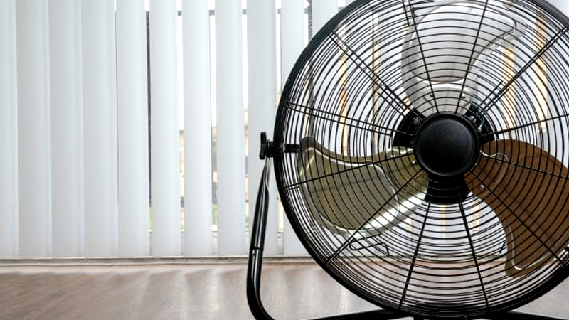 Floor cooling fan