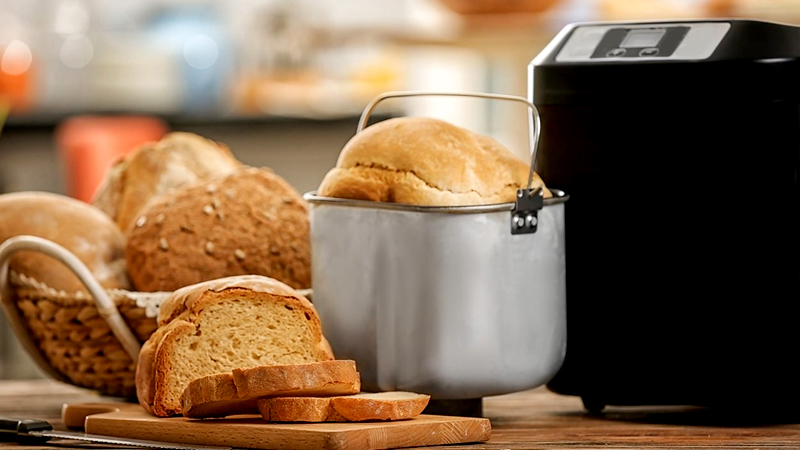 Black bread maker