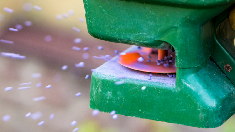 a drop lawn spreader