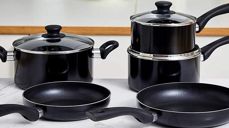 Non stick cookware