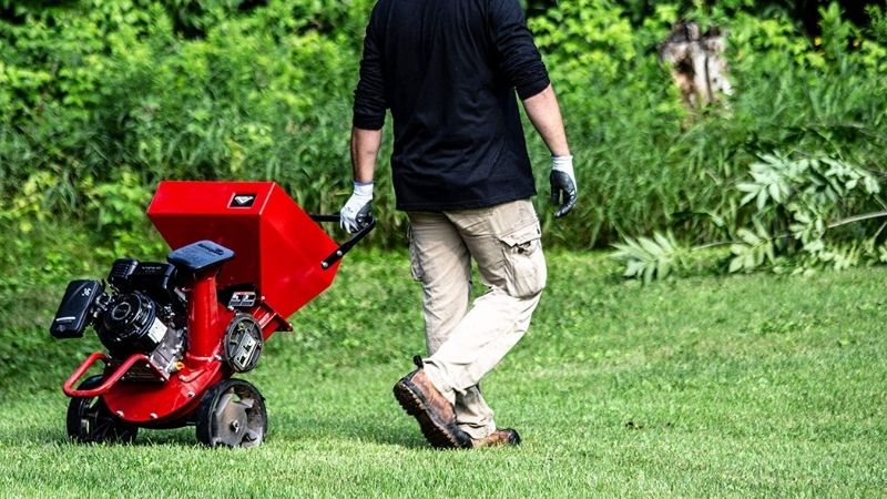 Roller garden shredder