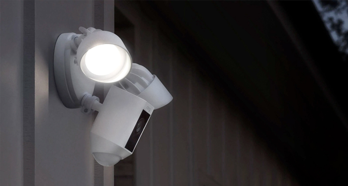 Floodlight outdoor camera