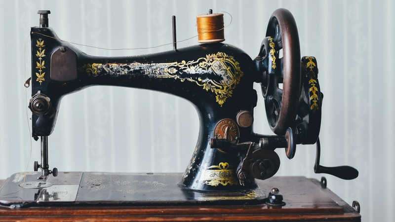 Treadle sewing machine