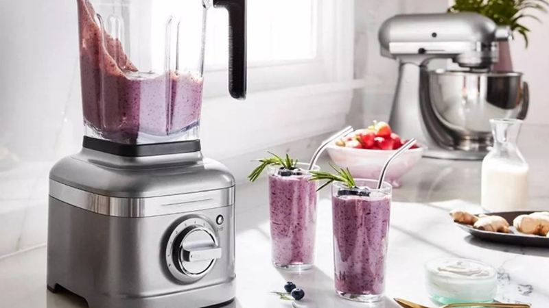 Countertop electric blender