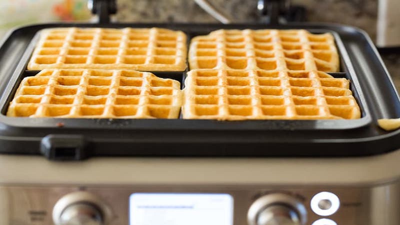 Multipurpose waffle maker