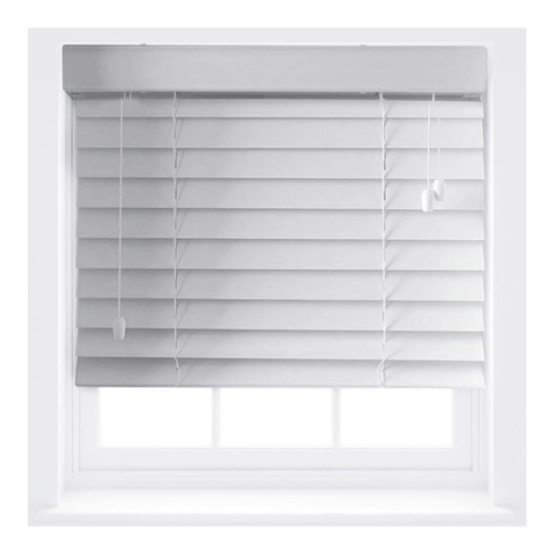 Furnished wood venetian blinds